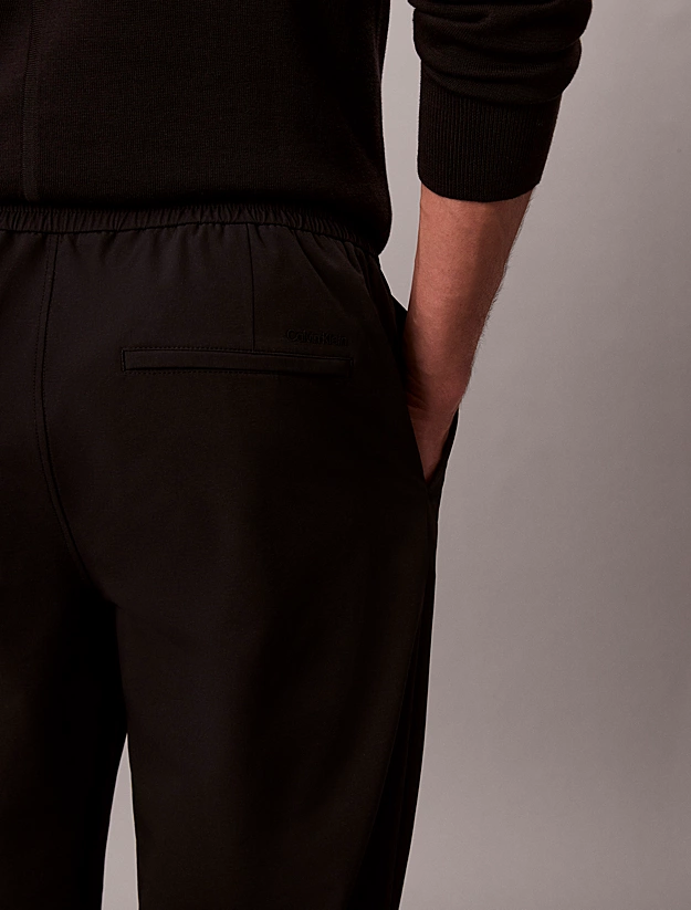 Men's Black Classic Tech Elastic Jogger Pant Calvin Klein LV04LD615G-UB1