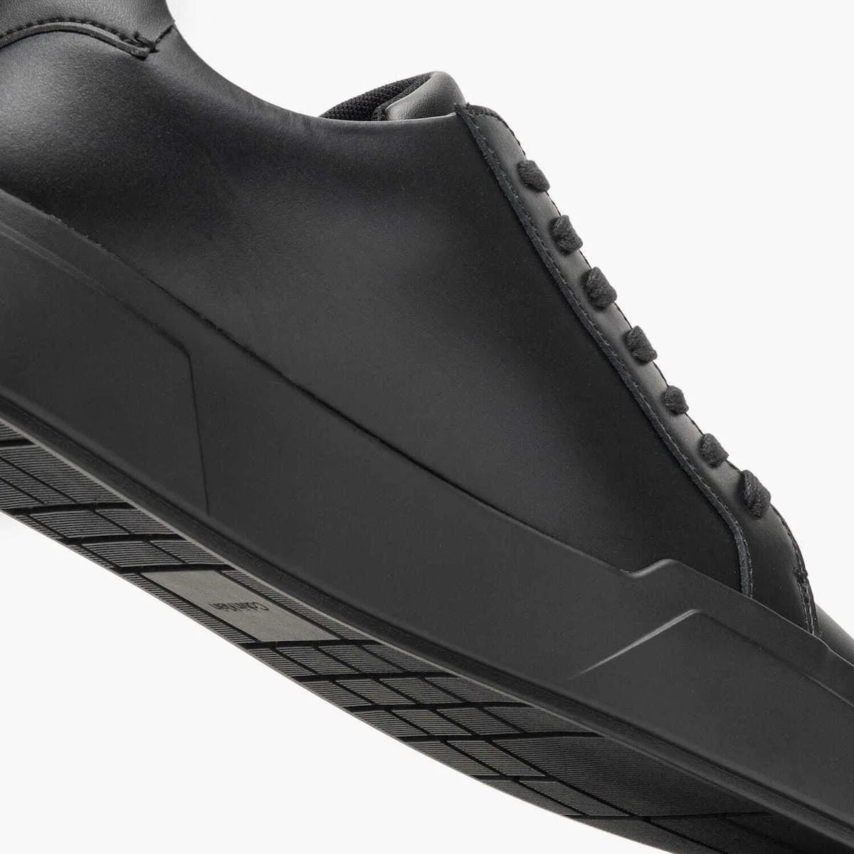 Men's Black Chunky Cupsole Laceup Sneakers Calvin Klein YM0YM01344-0GJ