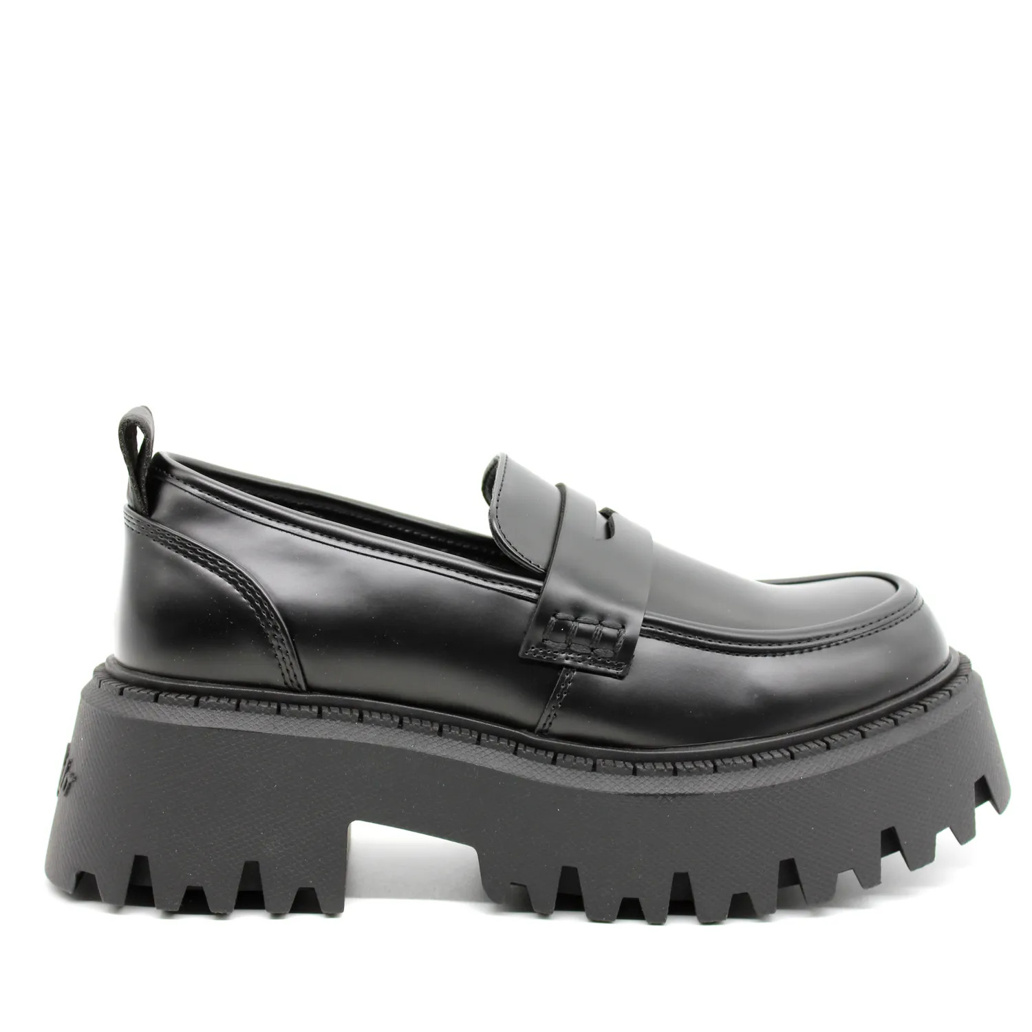 Women's Black Aspen Loafer Buffalo BUF1624079-BLACK