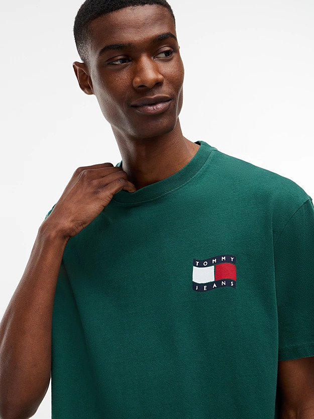 Men's Green TJM RLX WAVY FLAG TEE Tommy Jeans DM0DM23559-MBM