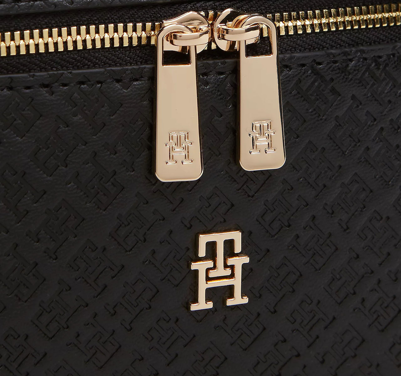 Women's Black TH Icon Chain Vanity Bag Mono Tommy Hilfiger AW0AW19021-BDS