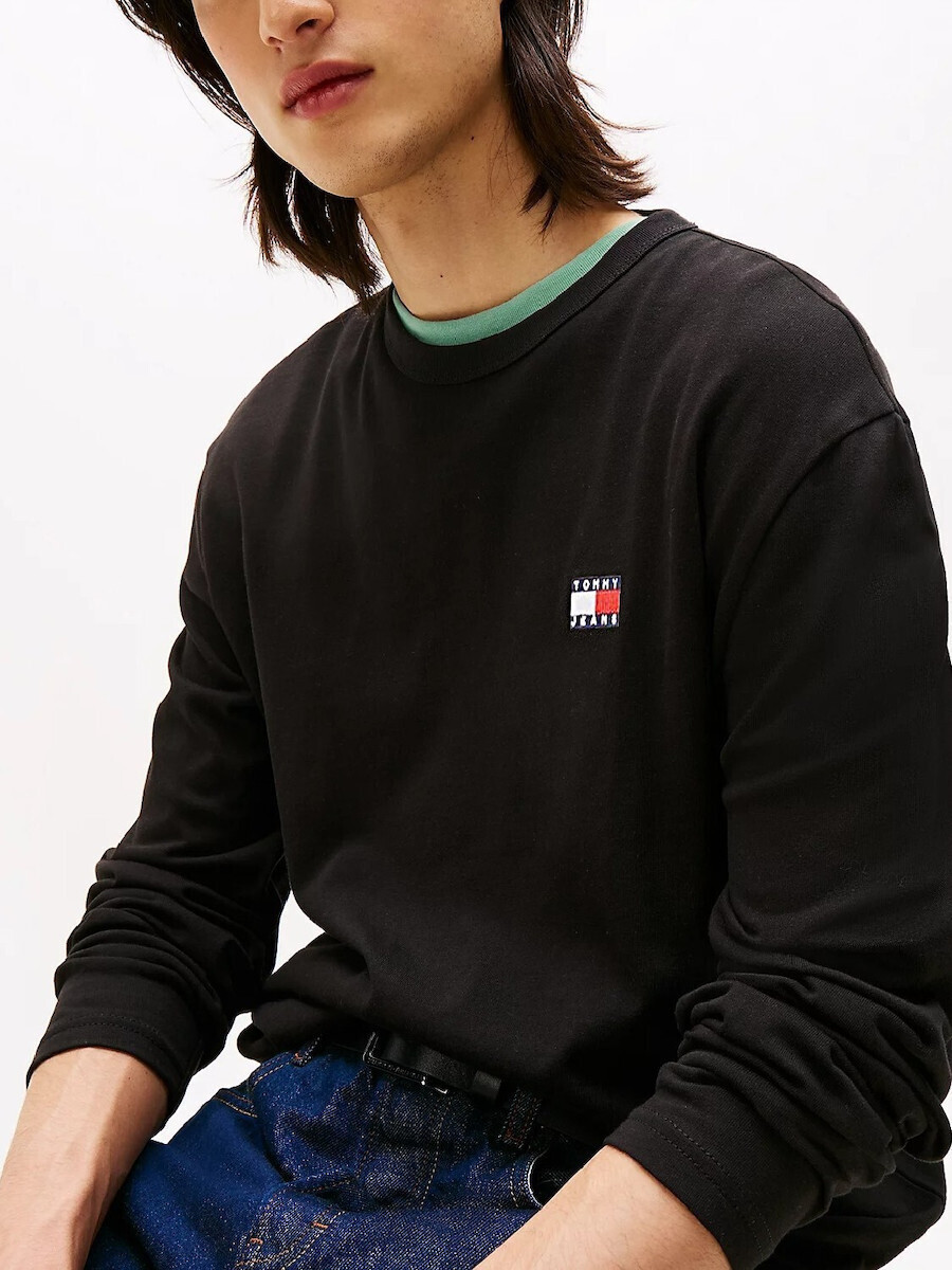 Men's Black Tjm Reg Badge Tee Ls Tommy Jeans DM0DM21974-BDS