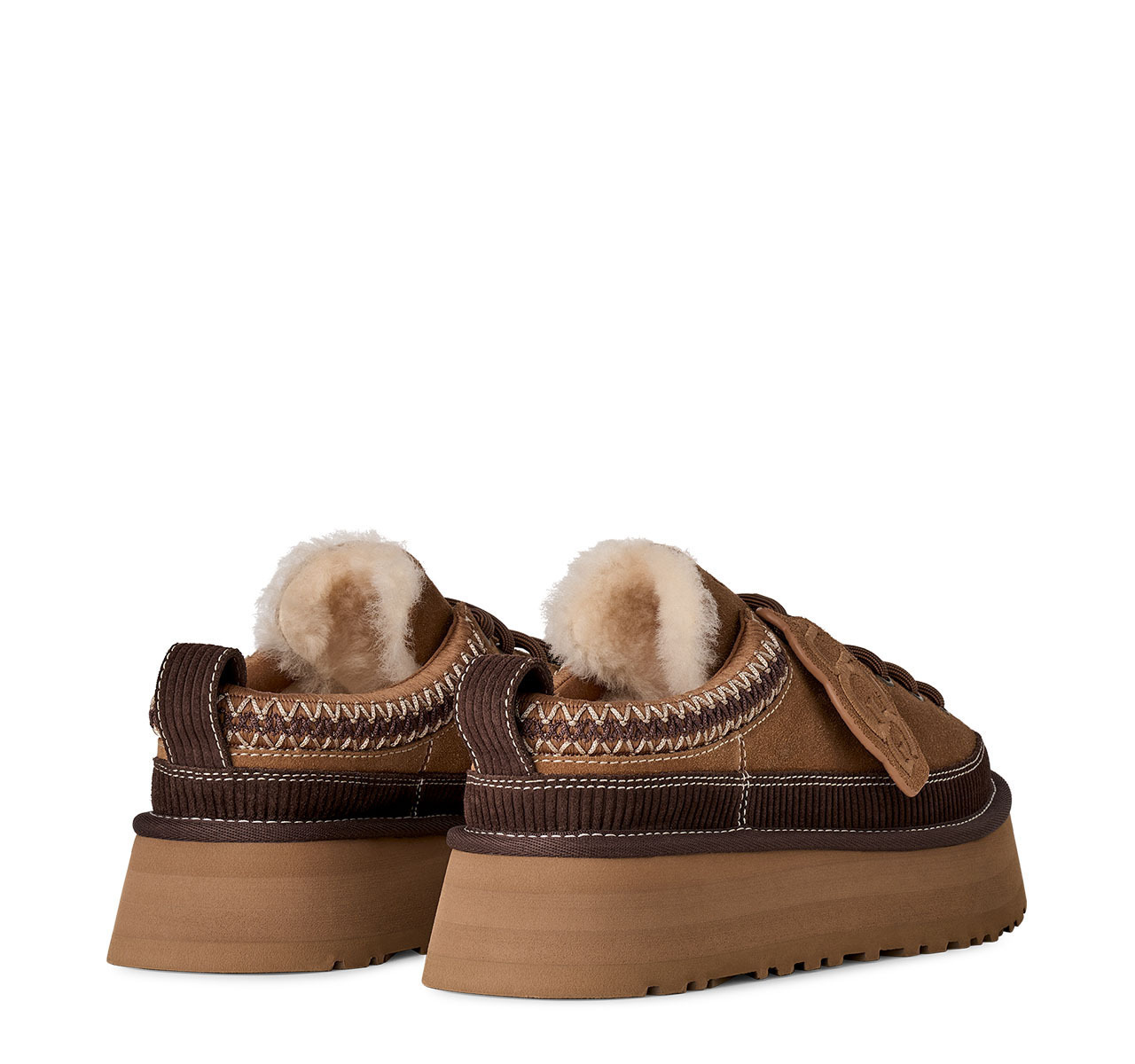 Women's Chestnut Heritage Lace-Up Slipper UGG 1180361-CHE