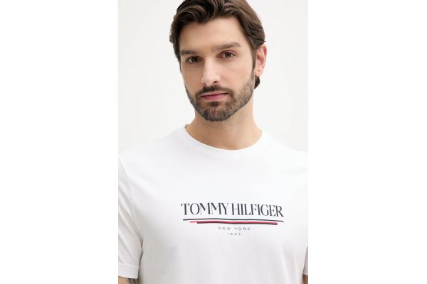 Men's White Brand Love Hilfiger Tee Tommy Hilfiger MW0MW40324-YBR