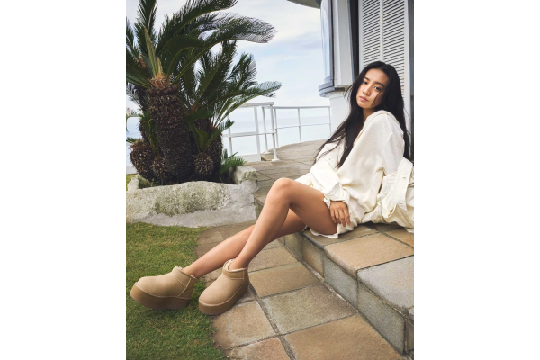 Γυναικεία Classic Ultra Mini Platform Μποτάκια Μπεζ UGG 1135092-SAN