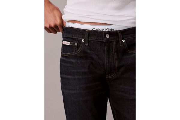Men's Slim Taper Sapphire Tango Jean Calvin Klein LV04RD700G-ZY0 Men's Slim Taper Sapphire Tango Jean Calvin Klein LV04RD700G-ZY0