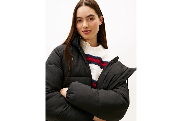 Women's Black Tjw Hooded Puffer Jacket Tommy Jeans DW0DW21625-BDS