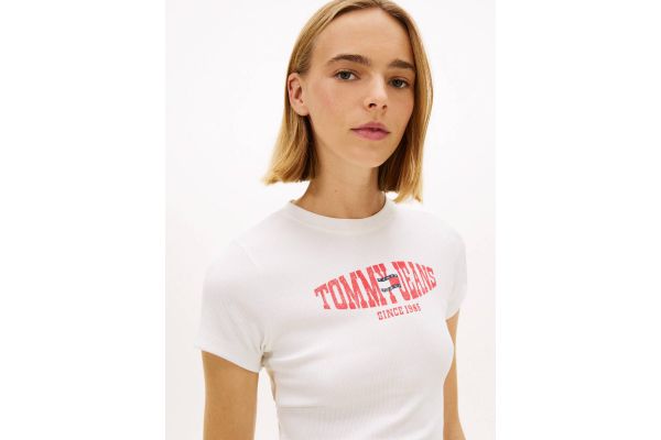 Γυναικείο Slim T-shirt Λευκό Tommy Jeans DW0DW22272-YBL
