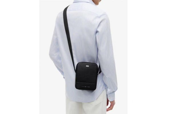 Men's Black TH Central Mini Reporter Bag Tommy Hilfiger AM0AM14433-BDS