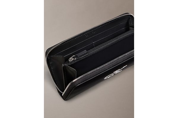 Γυναικείο Πορτοφόλι Μαύρο Calvin Klein LV04F1077G-3L2