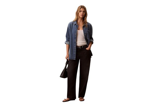 Γυναικείο Barrel Τζιν Μαύρο Calvin Klein LV047F686G-3N3
