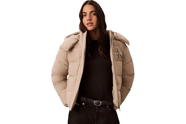 Γυναικείο Μπουφάν Μπεζ Calvin Klein LV047H506G-PBF