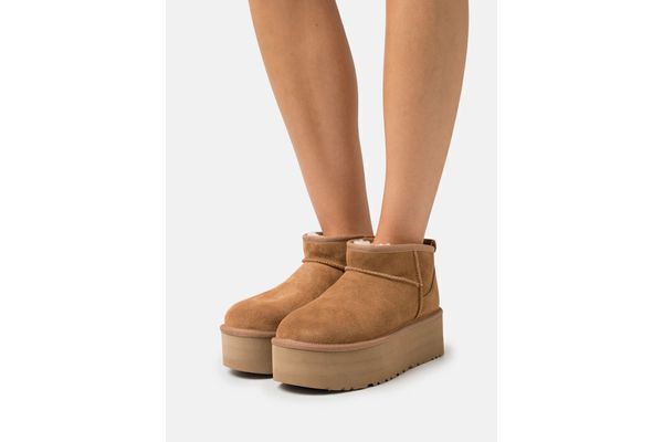 Women's Chestnut Classic Ultra Mini Platform Boots UGG 1135092-CHE