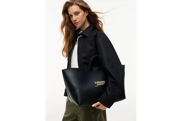 Γυναικεία Tote Τσάντα Μαύρη Tommy Jeans AW0AW19051-BDS