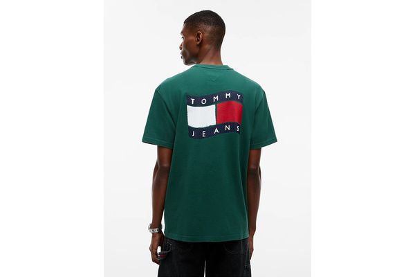 Men's Green TJM RLX WAVY FLAG TEE Tommy Jeans DM0DM23559-MBM