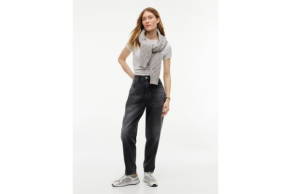 Women's Black 90'S MOM HIGH TAPERED DJ6084 Tommy Jeans DW0DW23202-1BZ