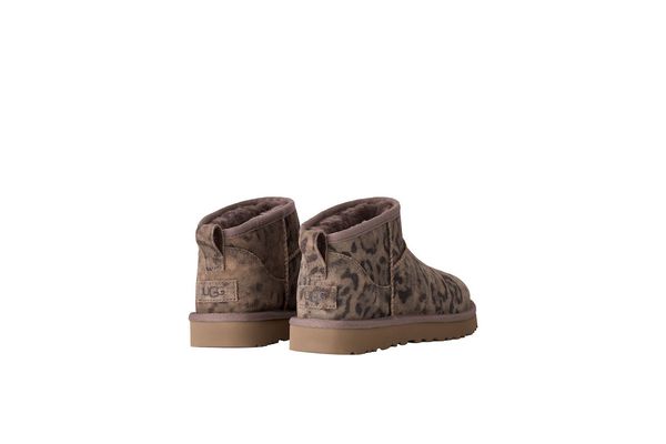Γυναικεία Classic Ultra Mini Spotted Μποτάκια UGG 1180623-CHE